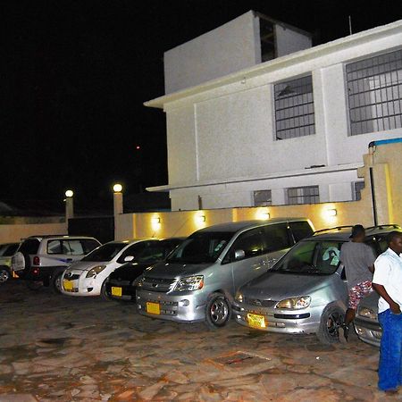 Best Point Hotel Dar es Salaam Exterior foto
