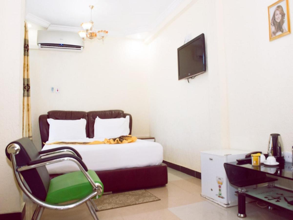 Best Point Hotel Dar es Salaam Exterior foto