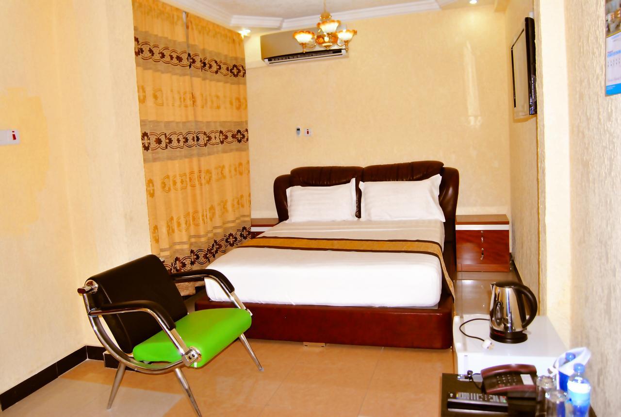 Best Point Hotel Dar es Salaam Exterior foto